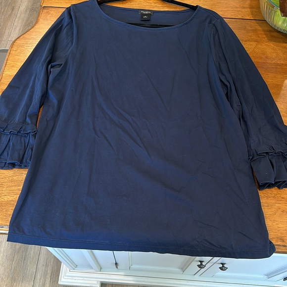 Large Ann Taylor 3/4 sleeve navy top. 100% cotton machine washable - Picture 6 of 6